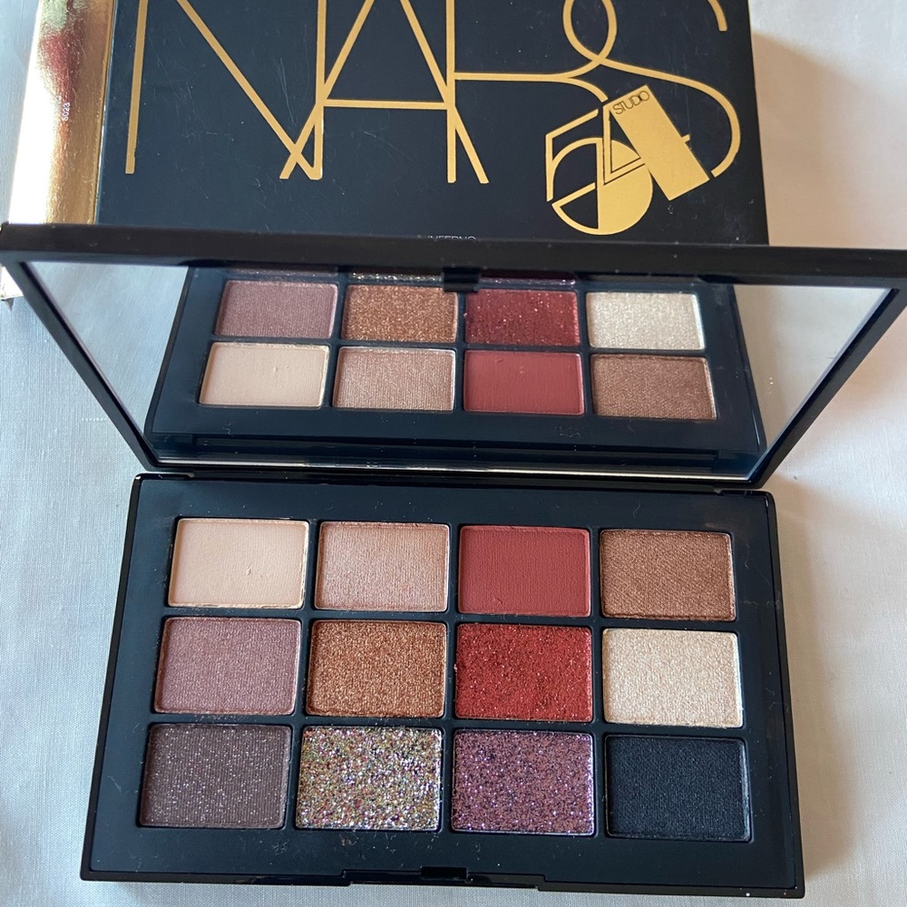 NARS INFERNO Eyeshadow gift ,give your love or yourself or your young princess